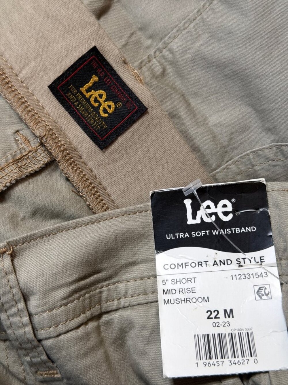 New Lee Shorts 22 Medium Women’s Beige Mid Rise Mushroom Soft Waist Band - Picture 8 of 9